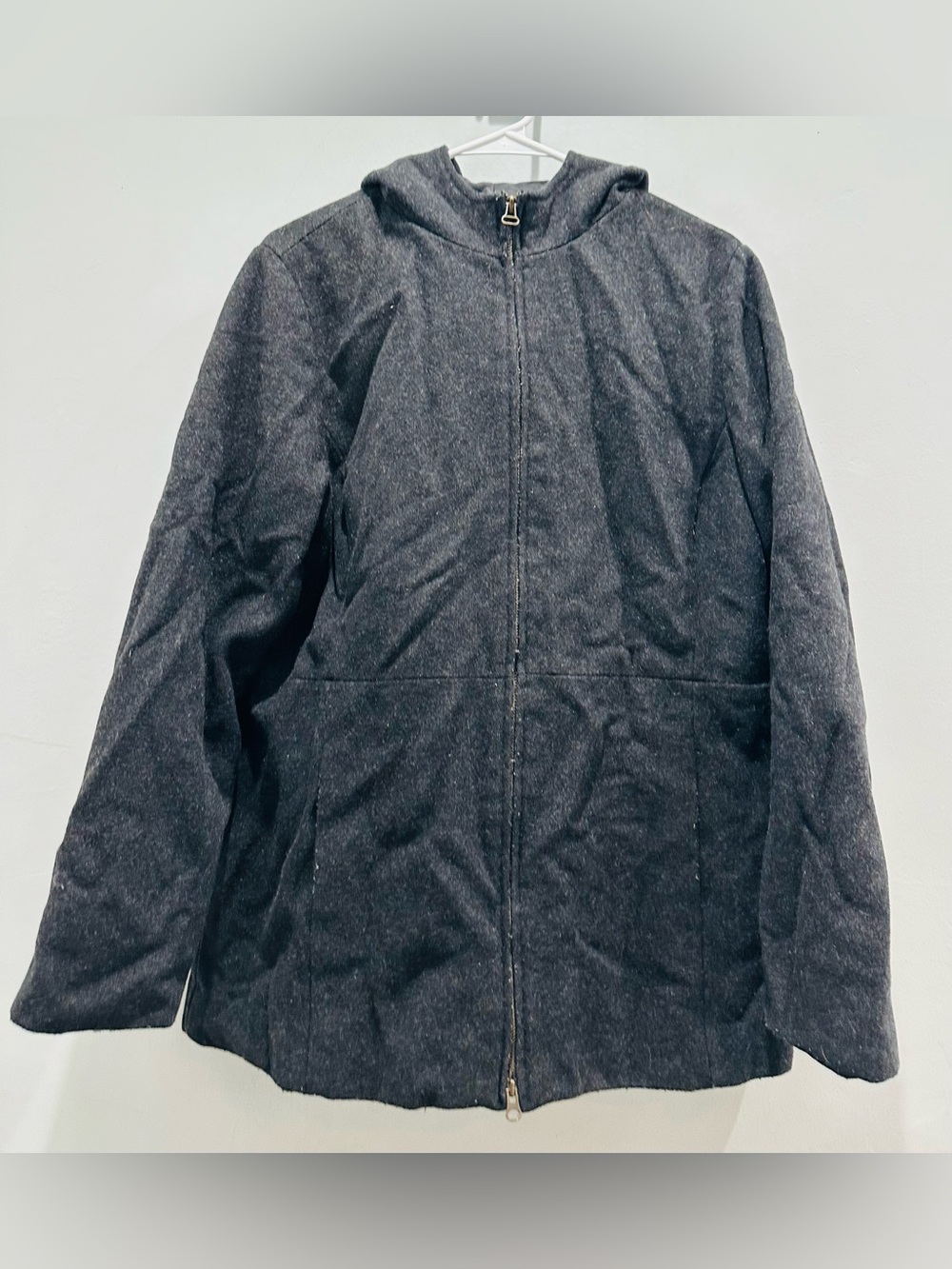 Old Navy Men's size LARGE Dark Gray Hooded Zip Jacket